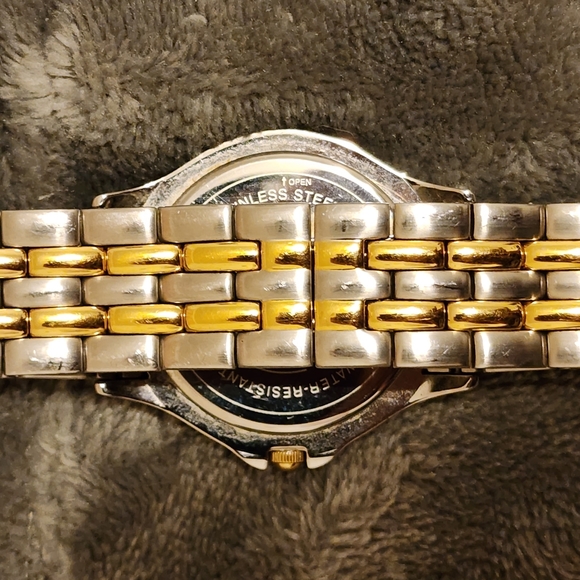 Movado men's watch - Picture 2 of 3